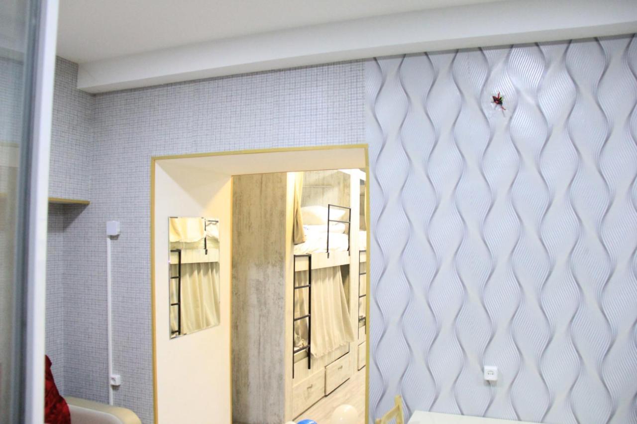Blossom Hostel Updated ! Обновлено !!! City Center! Perfect Order!!! Snow-White Bed Linen!!! Идеальный Порядок!!! Белоснежное Постельное Белье!!! Центр Города !!! Tbilisi Exterior foto