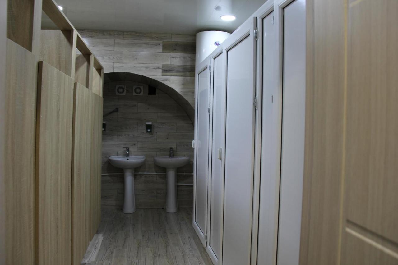 Blossom Hostel Updated ! Обновлено !!! City Center! Perfect Order!!! Snow-White Bed Linen!!! Идеальный Порядок!!! Белоснежное Постельное Белье!!! Центр Города !!! Tbilisi Exterior foto